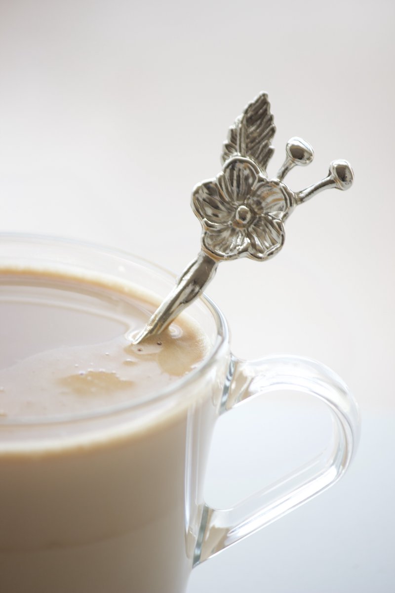 Silver Metal Sugar/Tea Spoons Set